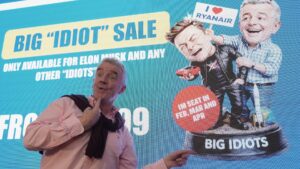 瑞安航空CEO对埃隆·马斯克说：谢谢，这场星链之争让我们销量飙升