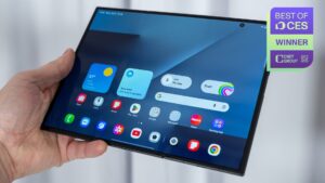 三星的三折叠Galaxy TriFold，它真是一项技术奇迹。