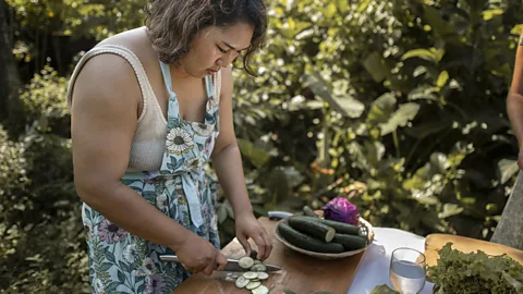 盖蒂图片社的科学家表示，这些药物作用于我们身体系统中的一些基本物质，并且模拟了我们从食用富含纤维的食物中获得的效果。（图片来源：盖蒂图片社）